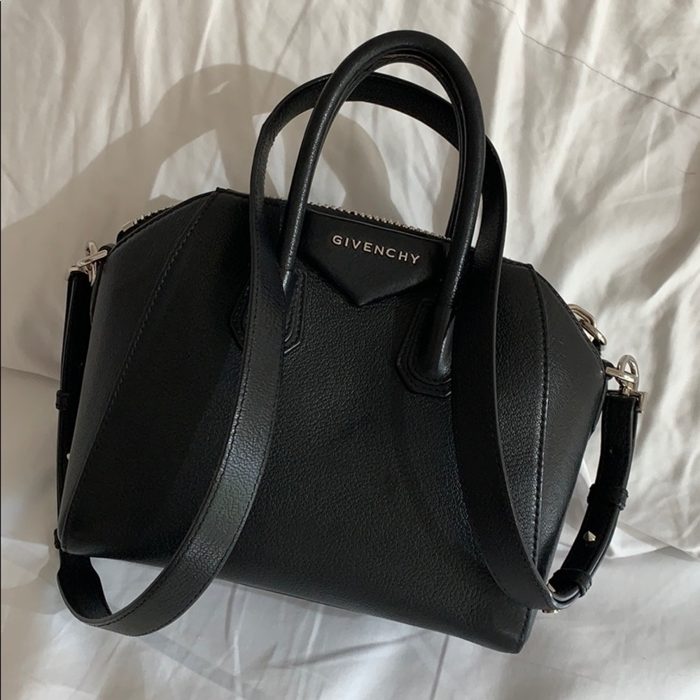 GIVENCHY mini antigona
